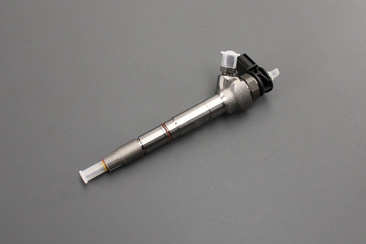 VW Transporter T6.1 Crafter 2.0 TDI diesel fuel injector 03N130277L