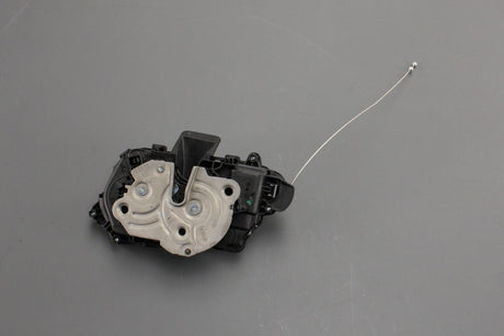 VW Caddy ID.Buzz Transporter T6.1 sliding door lock (right) 7LA843604T
