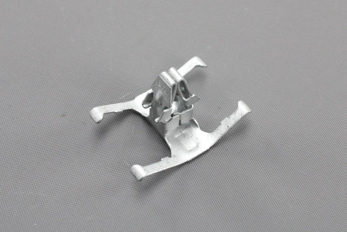 VW Audi Skoda SEAT head / curtain airbag retainer clip (x1) 3C0881090, view 1