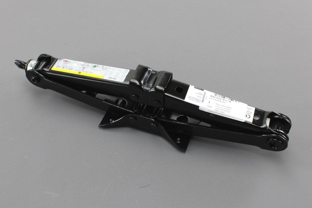 VW Arteon Passat Touran Skoda Superb spare wheel toolkit jack 3Q0011031A