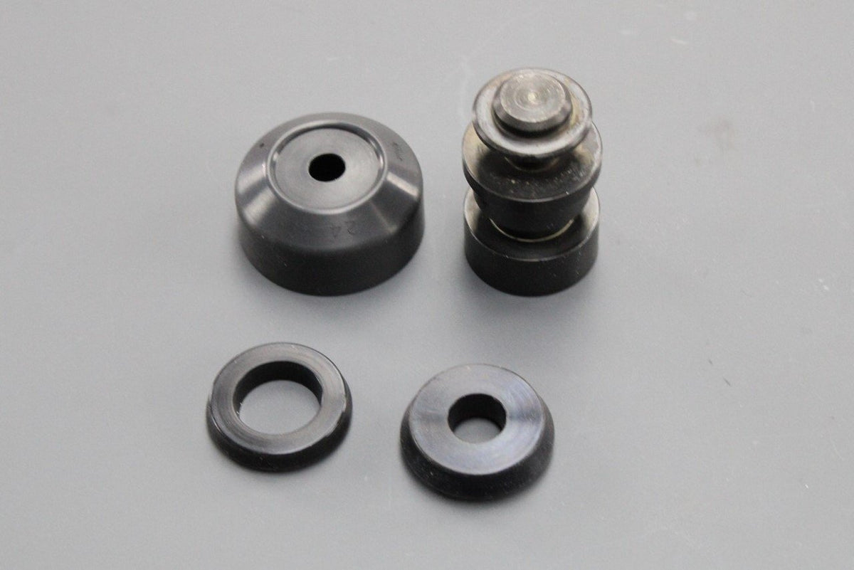 Isuzu clutch slave cylinder repair kit 5-87831762-0, view 1