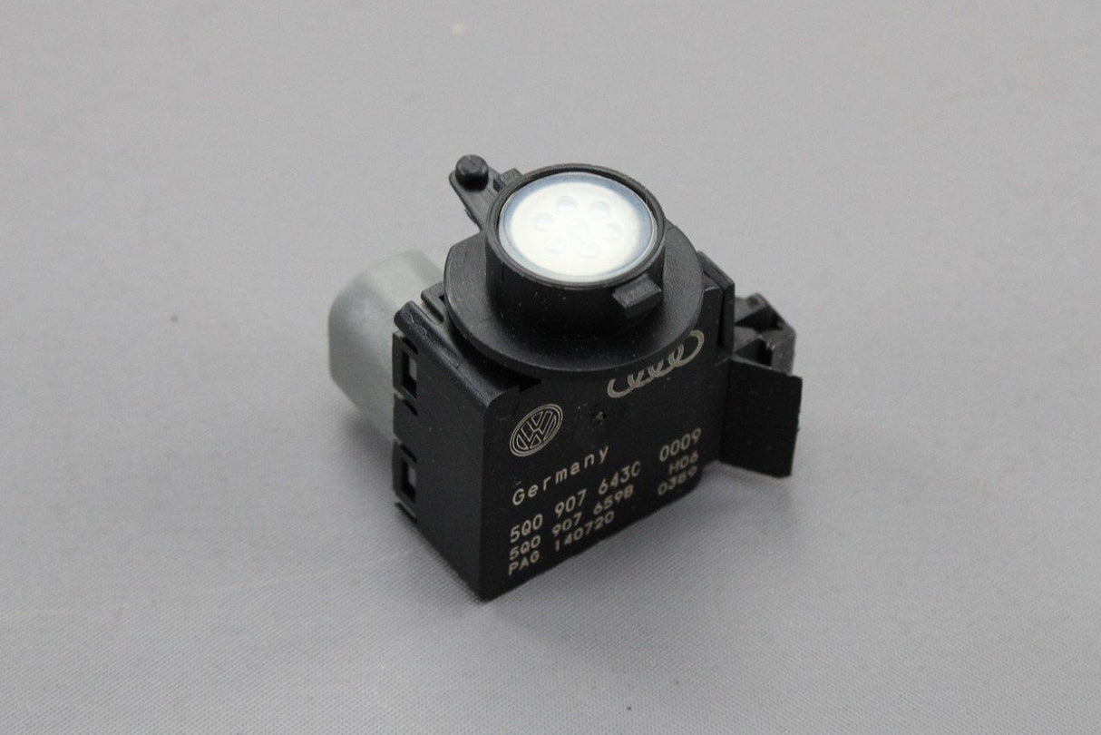 VW Skoda SEAT Golf Touran T-Roc Octavia Air quality sensor 5Q0907643C