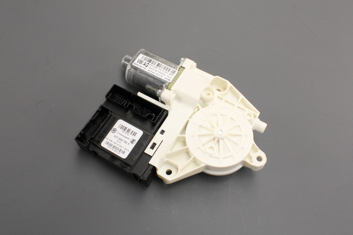 VW Caddy 2016-2020 RHD window regulator motor (left) 2K5959702A Z05