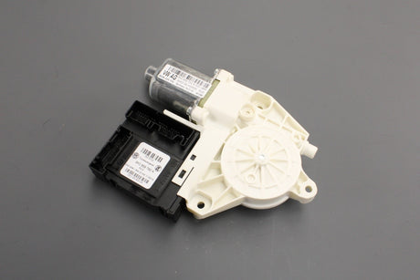 VW Caddy 2016-2020 RHD window regulator motor (left) 2K5959702A Z05