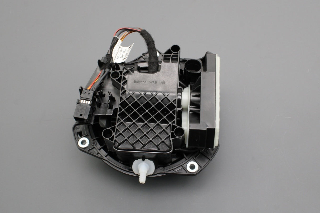 VW Golf MK8 2020-on RHD reversing camera retro-fit kit 5H2054634