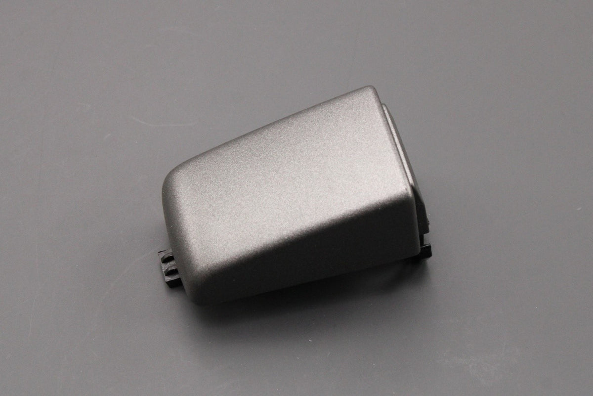Land Rover Discovery 3 05-09 door lock cover cap (rear) CXJ500040LEP, view 1