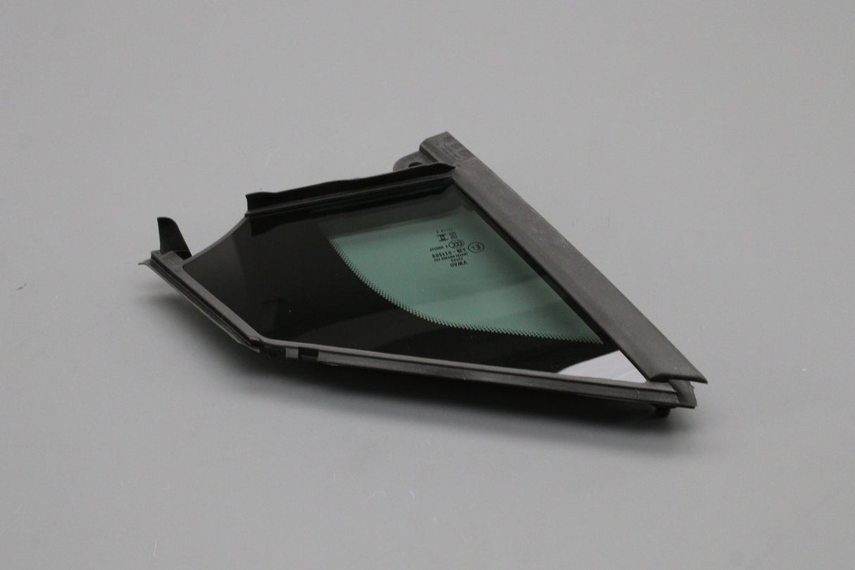 Audi Q4 e-tron 2022-on front fixed window (right) 89A845114A