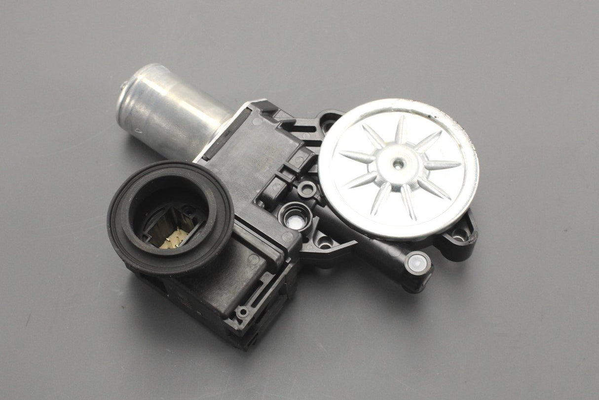 Toyota Corolla RAV4 2018-on window motor (rear right) 85710-12540