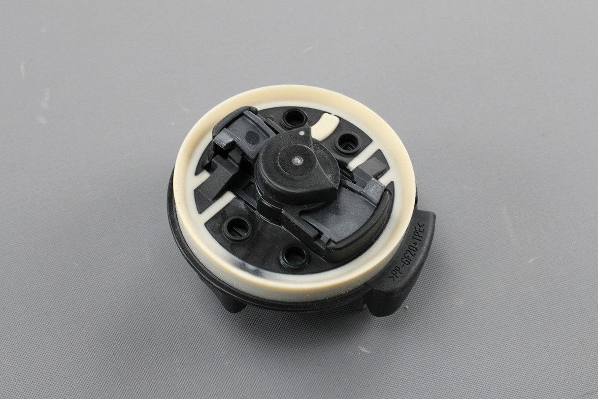 VW Golf MK8 Audi A3 RS3 2017-Onward air bag pressure sensor 5WA959354