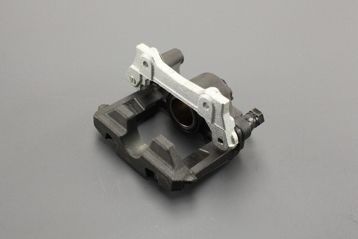 Lexus GS 2005-2011 IS 2005-2015 brake caliper (rear) 47850-22221-84