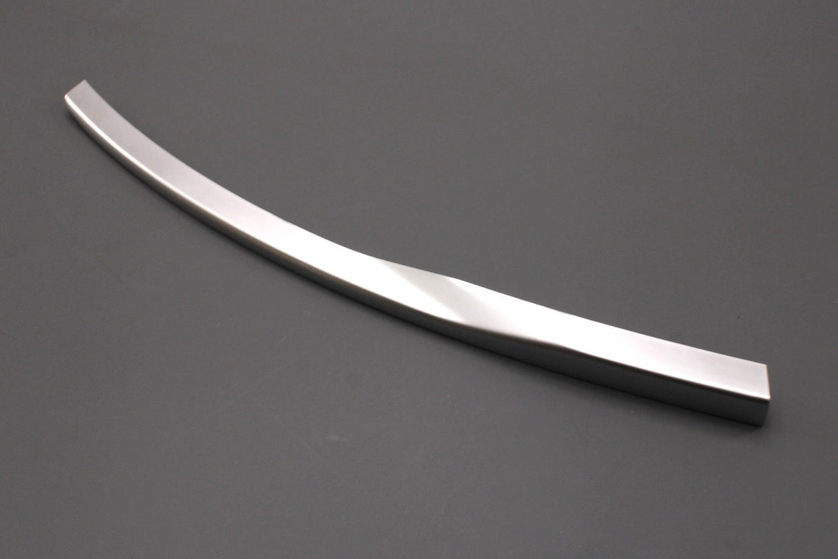 Range Rover L405 2013-22 front bumper trim insert (right) LR098547