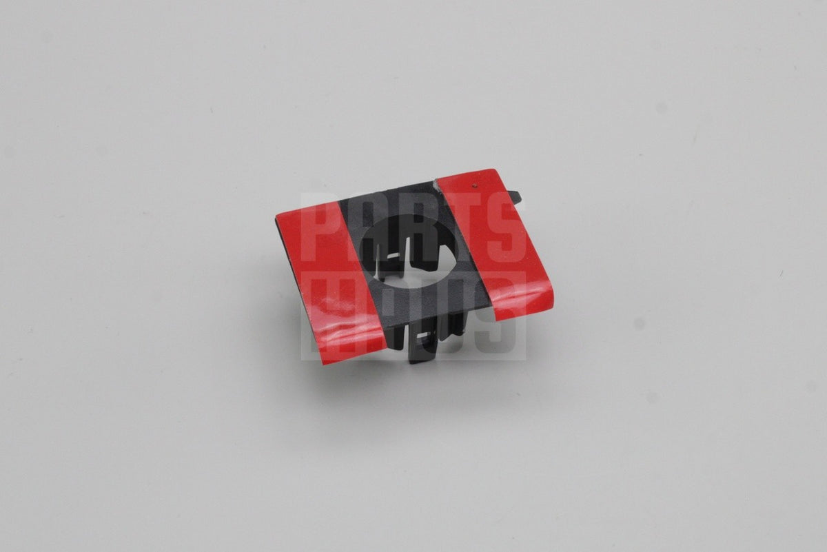 Skoda Superb 15-24 front inner parking sensor bracket (right) 3V0919486