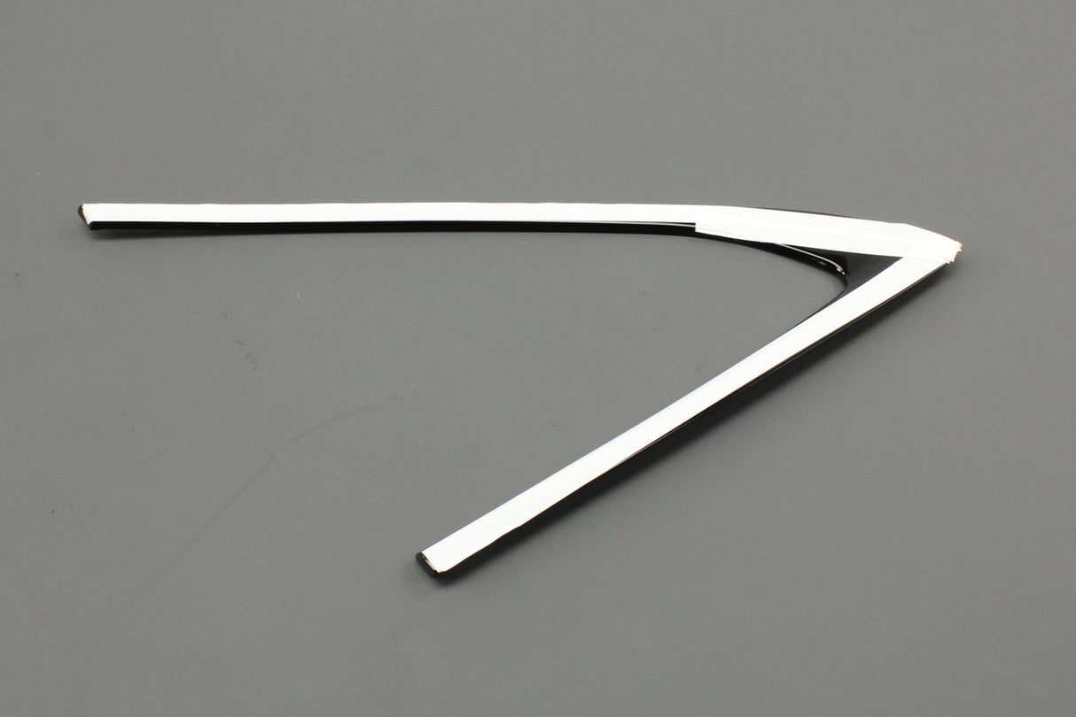 Cupra Formentor 2021-on quarter glass trim (rear left) 5FF853345F 041