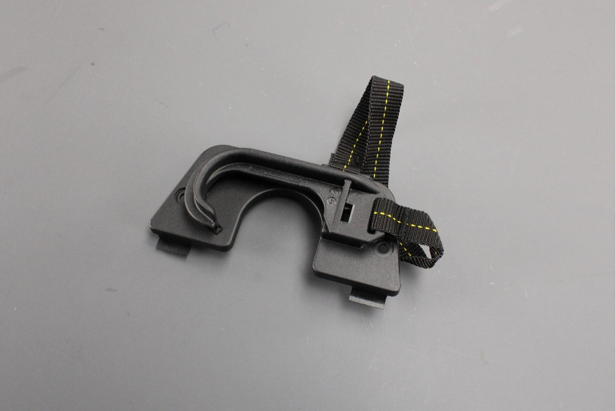Mercedes-Benz GLC interior mounting plate A0996800000