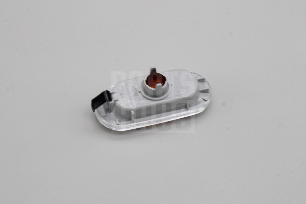 VW Amarok T5.1 Up Skoda Citigo SEAT Mii side wing indicator (x1) 7E0949117B