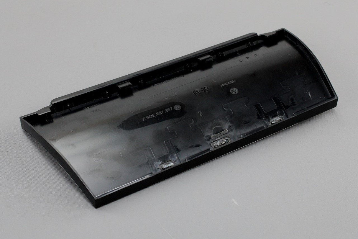 VW Golf MK7.5 centre console stowage compartment lid panel 5G2857337CEUO