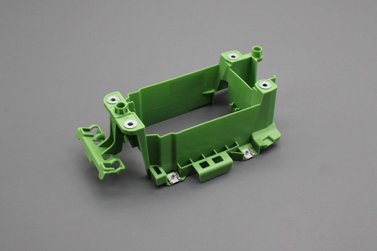 Audi A3 8Y 2020-on centre console mounting bracket 8Y0863531A