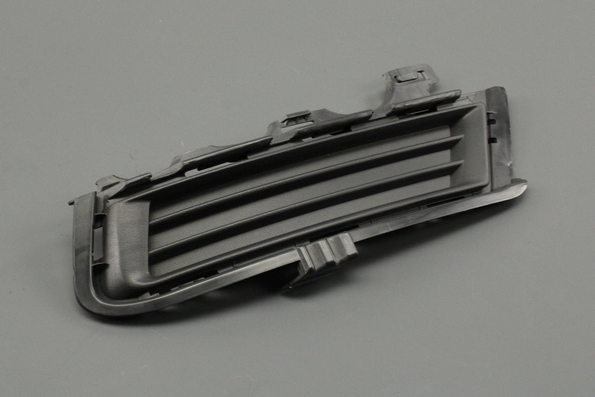 VW Golf MK7 2013-2017 fog light grille (left) 5G0853211D 9B9, view 1