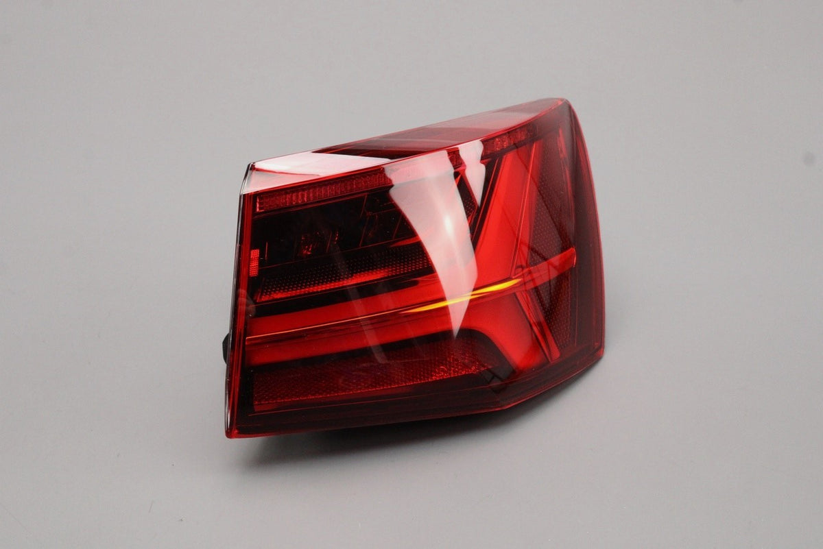 Audi A6 S6 RS6 2013-2018 LED tail light (outer rear right) 4G9945096F, view 1