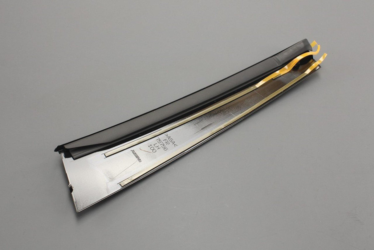 Lexus UX series 20-on door b-pillar frame trim (front left) 75756-76020