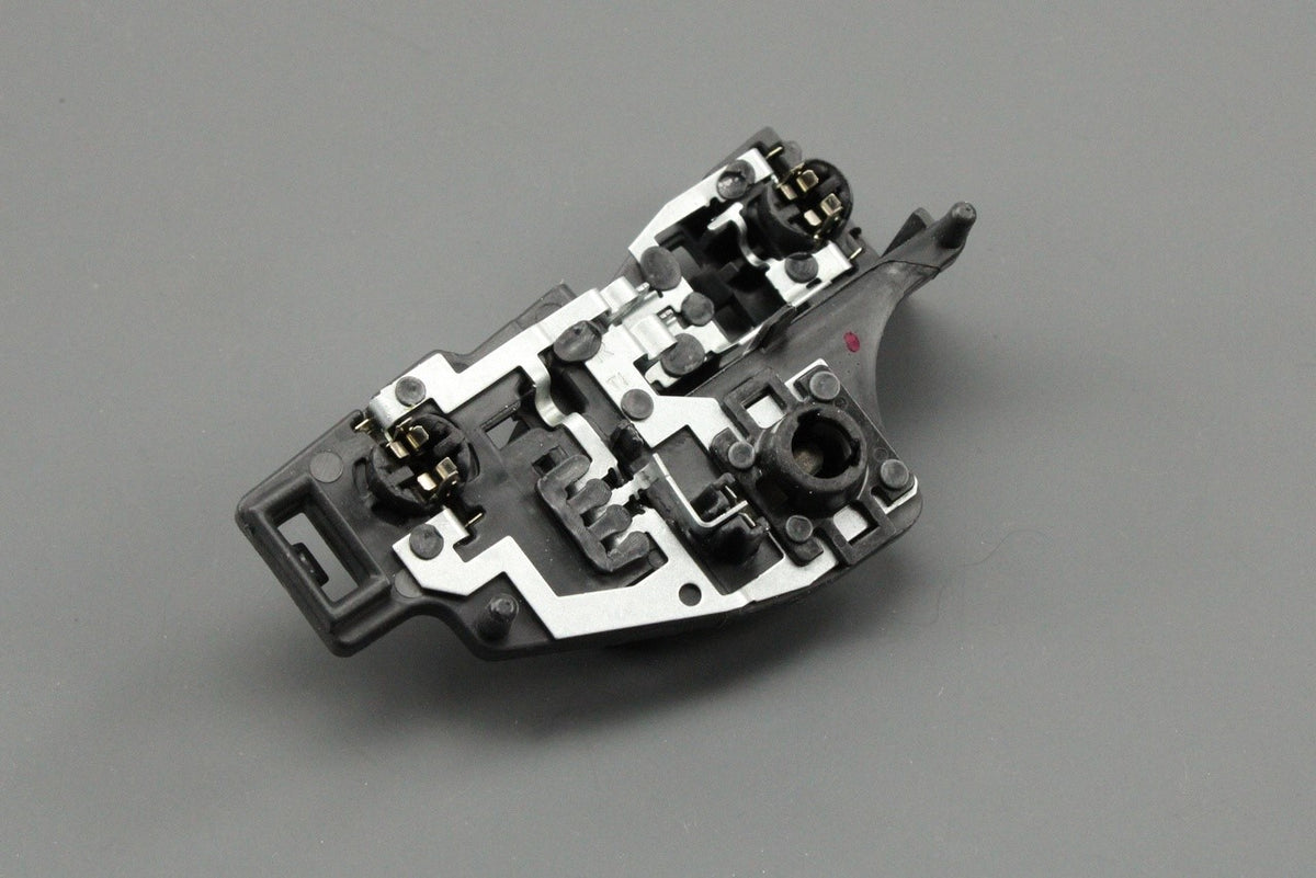 SEAT Leon 2013-2020 RHD bulb holder (inner rear right) 5F0945232A, view 1