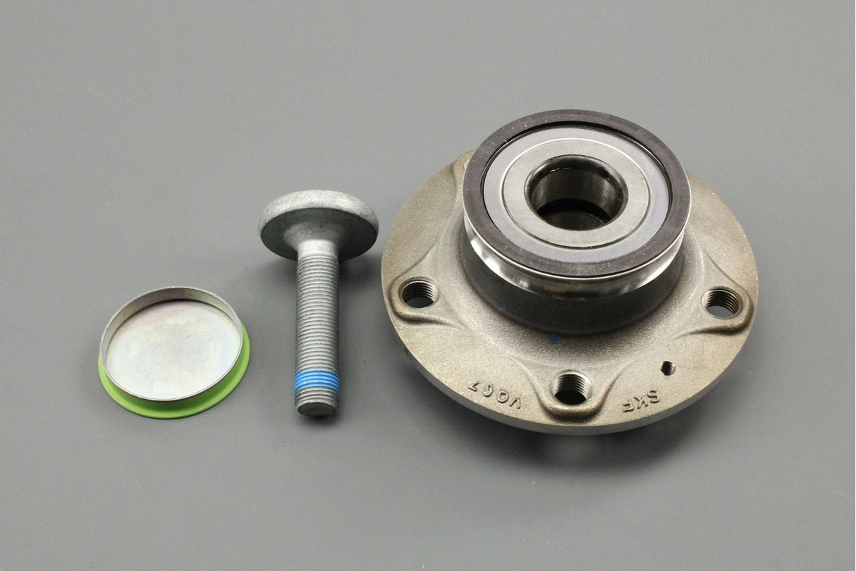 VW Golf MK7 Audi A3 Q2 Skoda SEAT 2011-on rear wheel bearing 8V0598611A