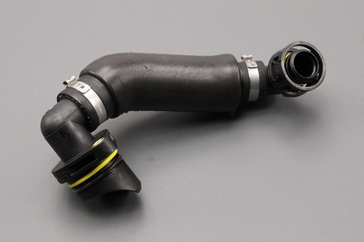 Land Rover Range Rover Evoque crankcase breather hose LR077852