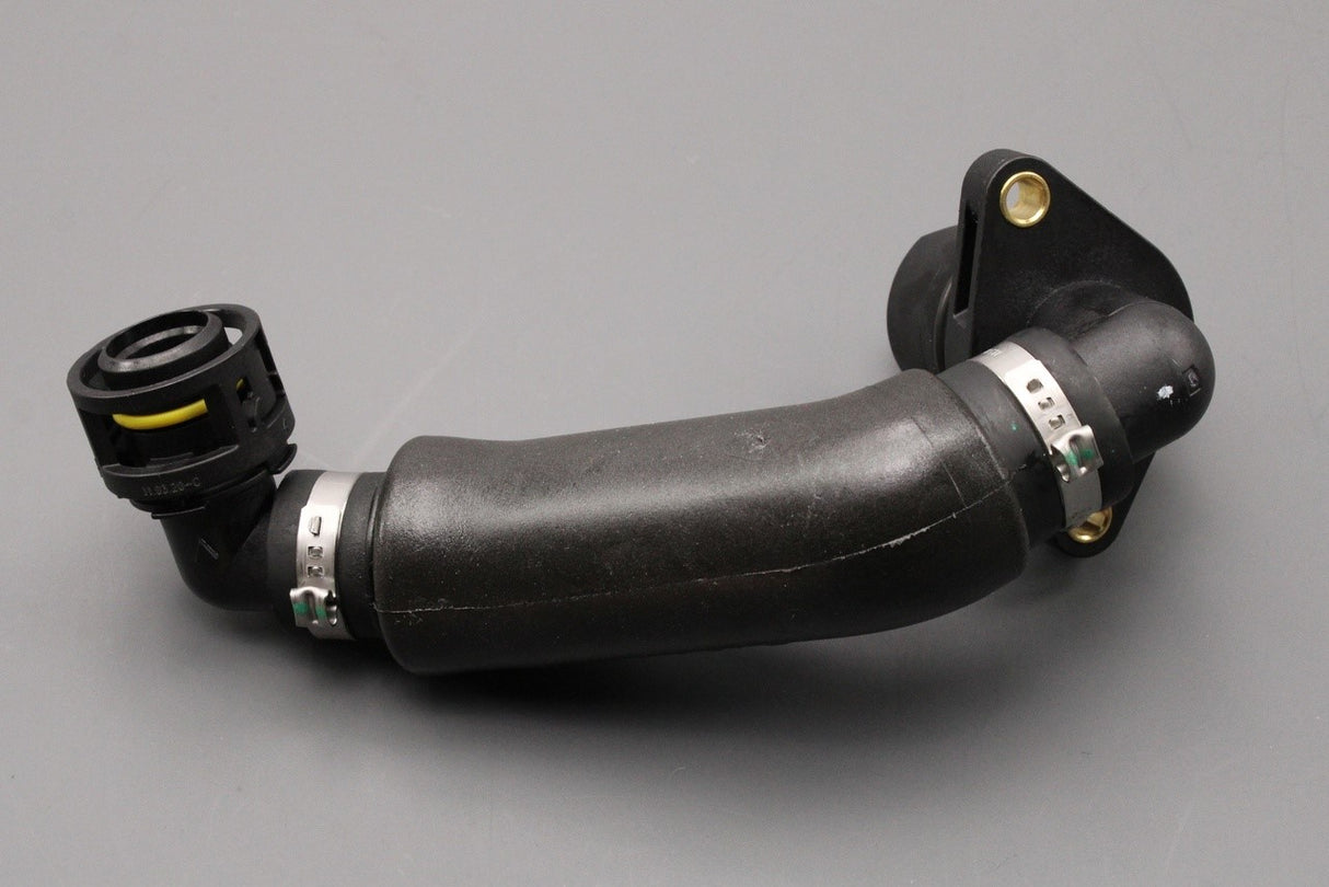 Land Rover Range Rover Evoque crankcase breather hose LR077852