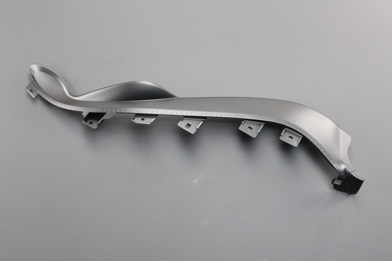 ①mowl エアロディネックスTi Audi TT TTS TTRS 2015-on seat trim (front right) 8S0881318R VY1