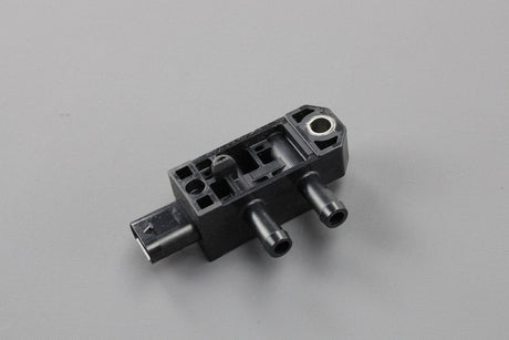 VW Audi Skoda SEAT 2.0 TDI DPF pressure difference sensor 04L906051M