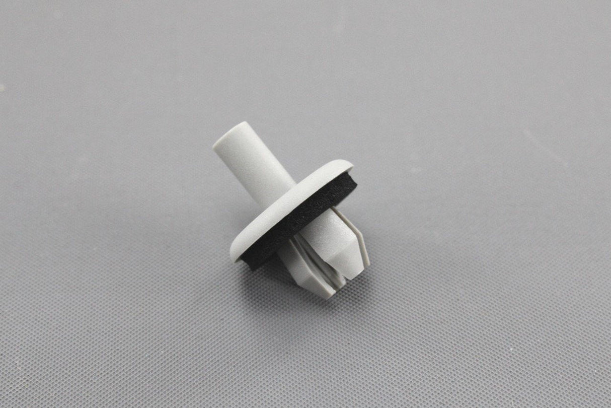 VW Audi Skoda SEAT Underbody trim spreader rivet 8x10mm (x1) WHT008023