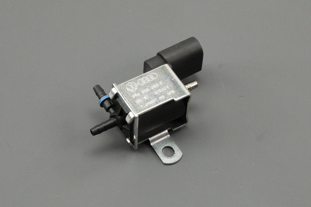 VW Beetle Skoda Octavia SEAT 1.9 TDI vacuum solenoid valve 06A906283F, view 1