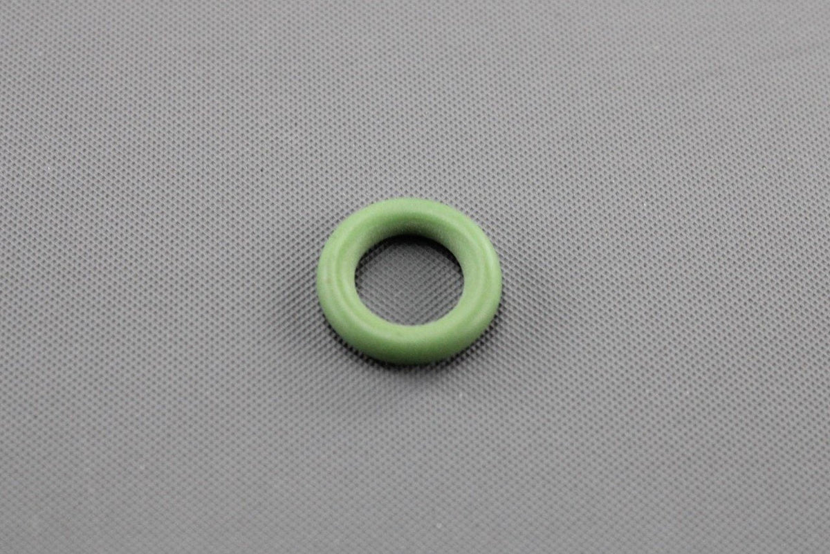VW Audi Skoda SEAT turbo oil feed pipe o-ring seal (1.5 TSI) WHT006990A, view 1