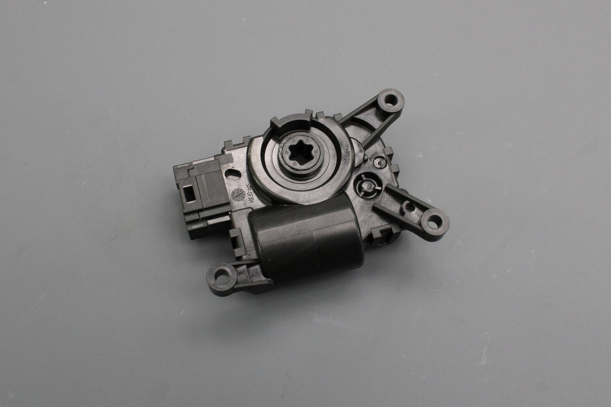 VW Audi Skoda SEAT CUPRA temperature regulating flap motor 5WA907511C