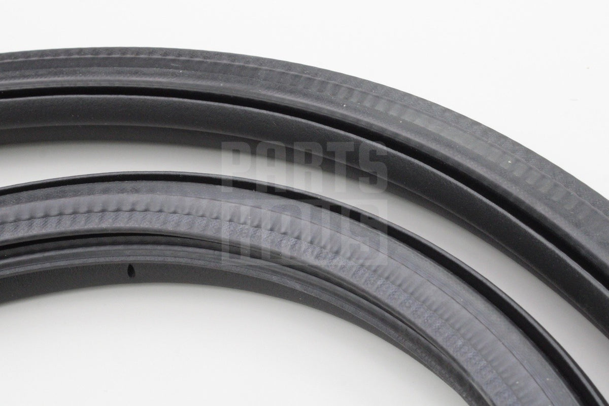 VW Sharan SEAT Alhmabra rear sliding door seal (right) 7N0867914G 9B9