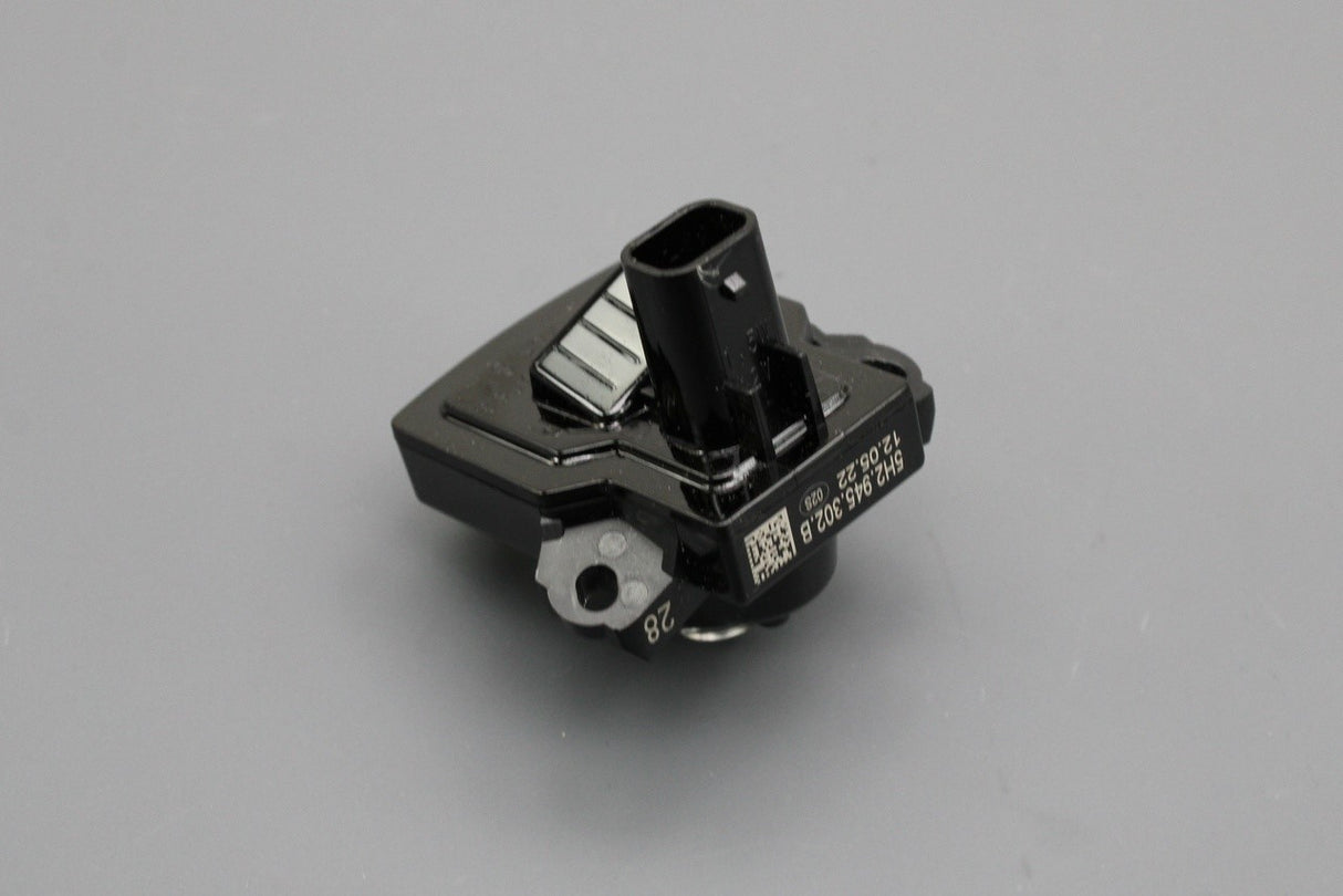 VW Golf MK8 2020-on wing mirror puddle entry light (right) 5H2945302B