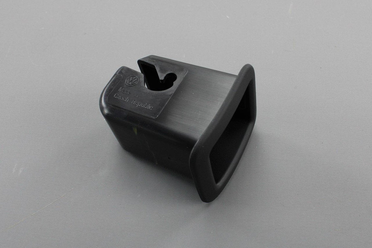 VW T-Roc Skoda Karoq SEAT rear seat ISOFIX guide sleeve 575887233 CWM