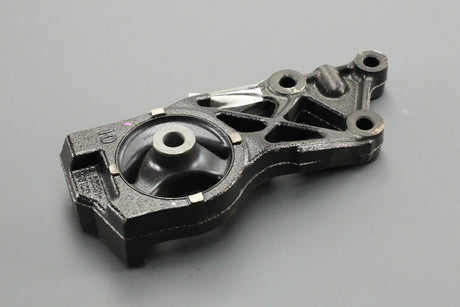 Toyota Estima Hybrid Previa front differential support 52380-28050