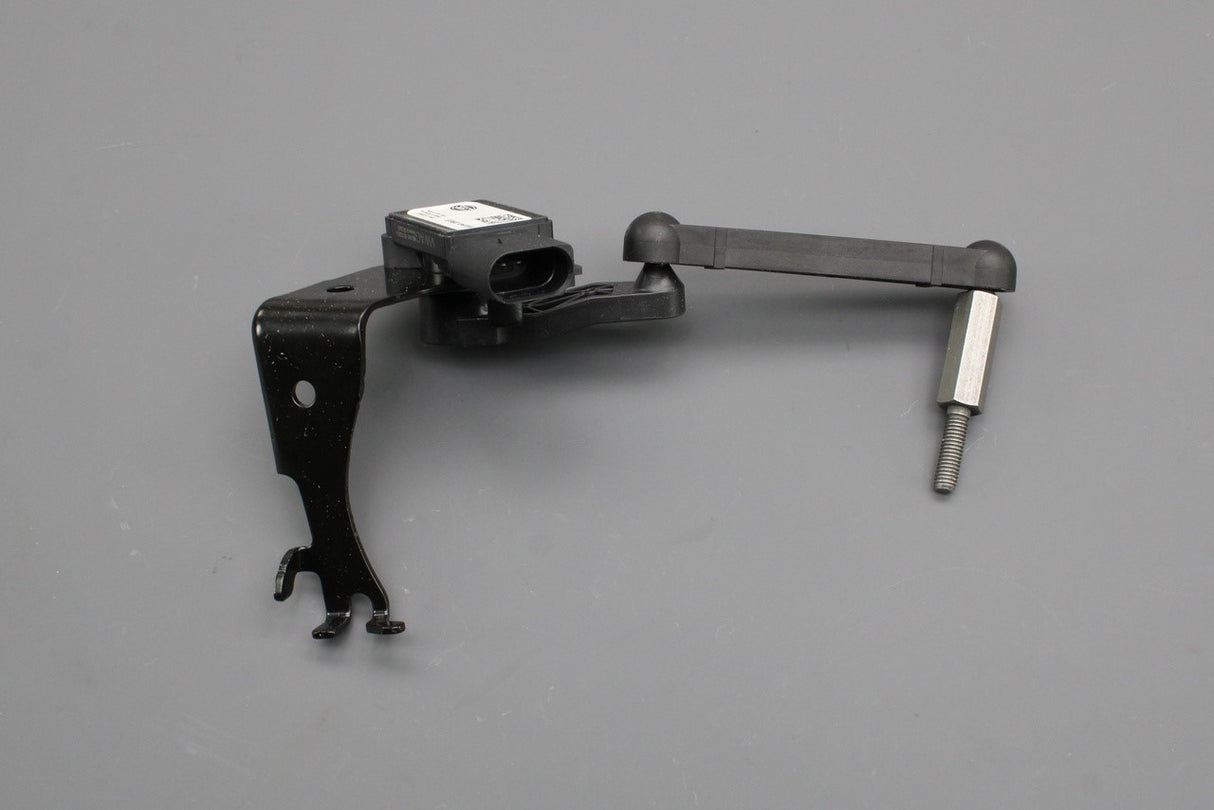 Audi A6 RS6 A7 RS7 Q5 front level sensor with poles (right) 4K0941286B