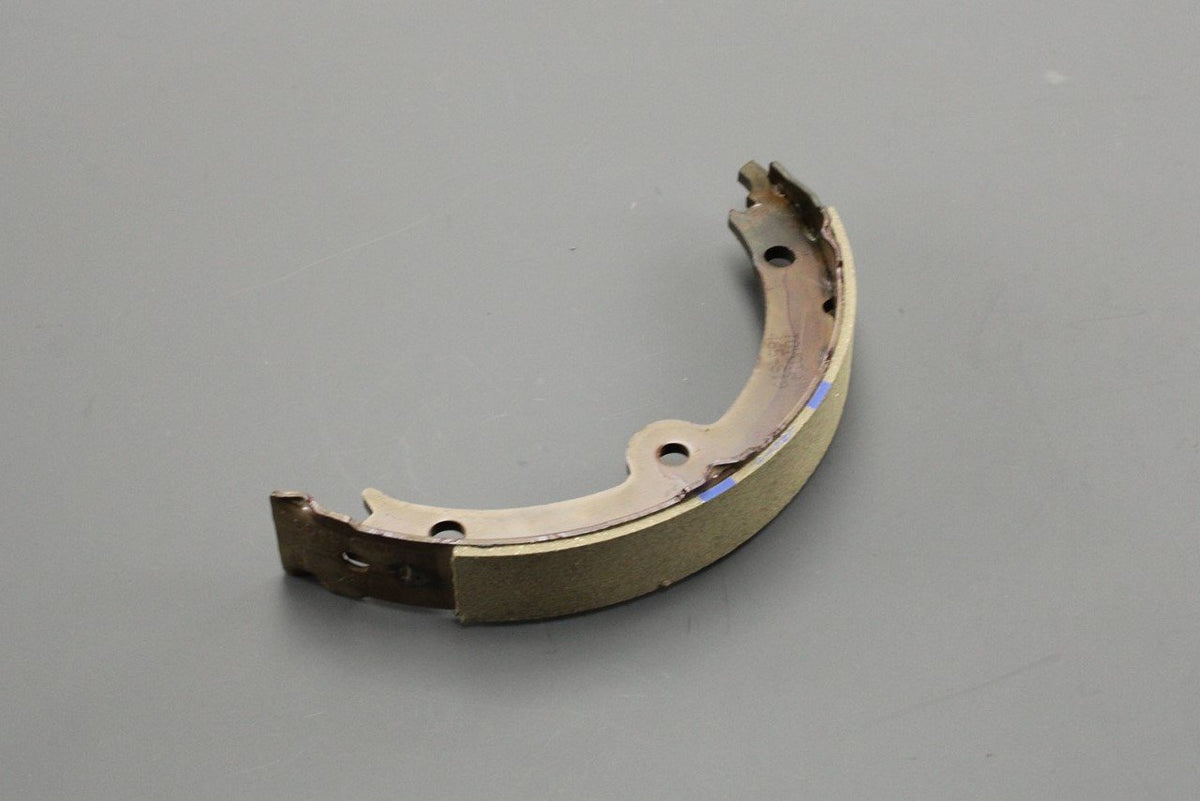 Lexus IS250 05-13 RC350 14-20 rear handbrake shoe 46530-30021, view 1