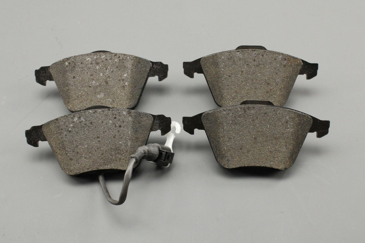 VW Golf MK5 R32 Audi A3 Skoda SEAT 06-13 brake pads (front) 1K0698151B