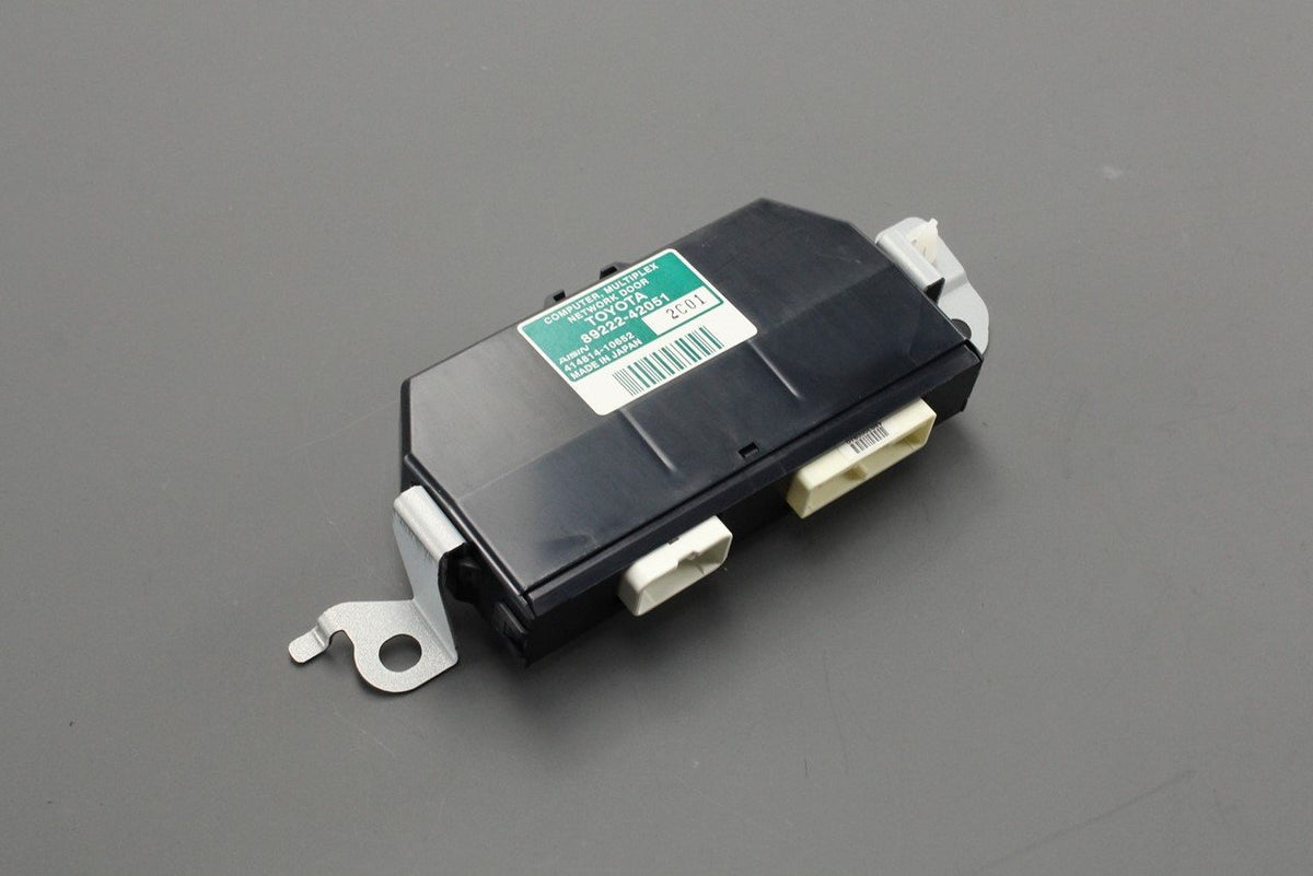 Toyota door control module (rear) 89222-42051, view 1