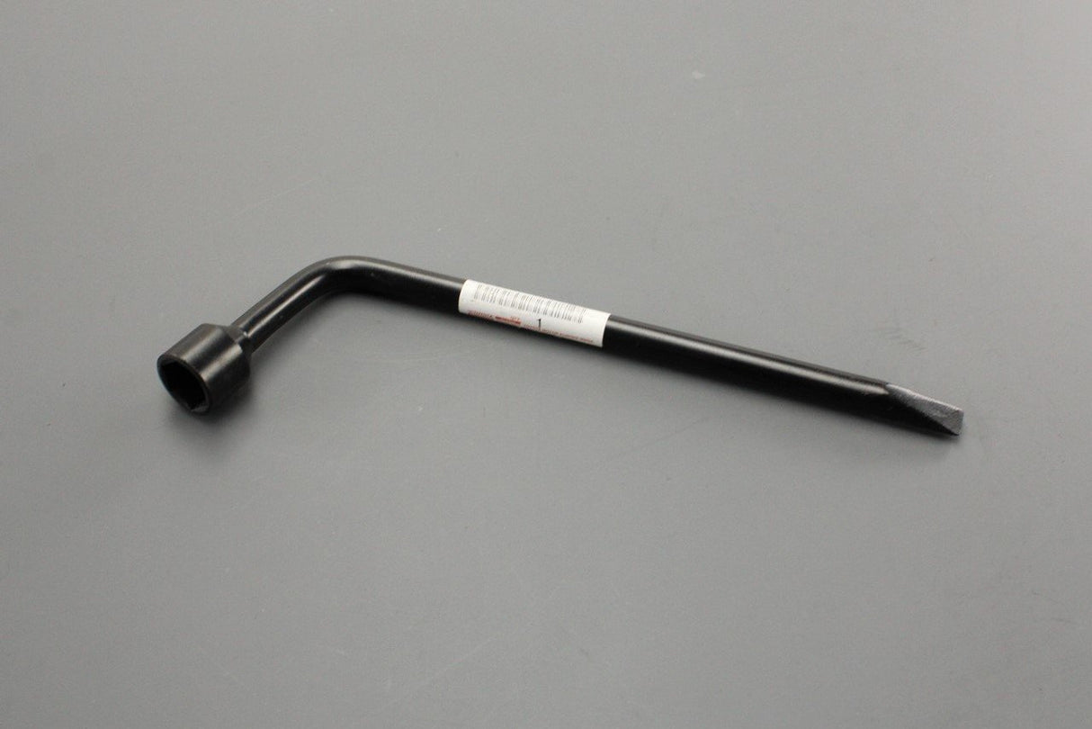 Toyota Avensis Corolla Yaris wheel brace socket wrench 09150-05011