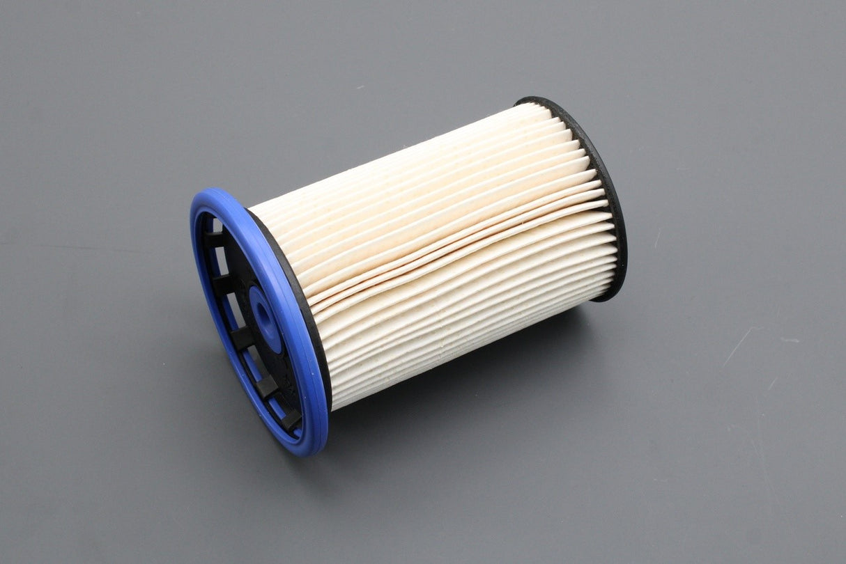 VW Touareg 11-18 3.0 4.2 TDI fuel filter element with gasket 7P6127177A
