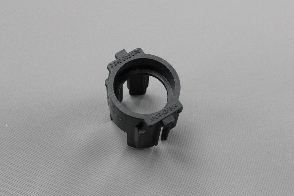 VW Eos Touran 2006-2011 rear parking sensor adapter (x1) 1T0919565B