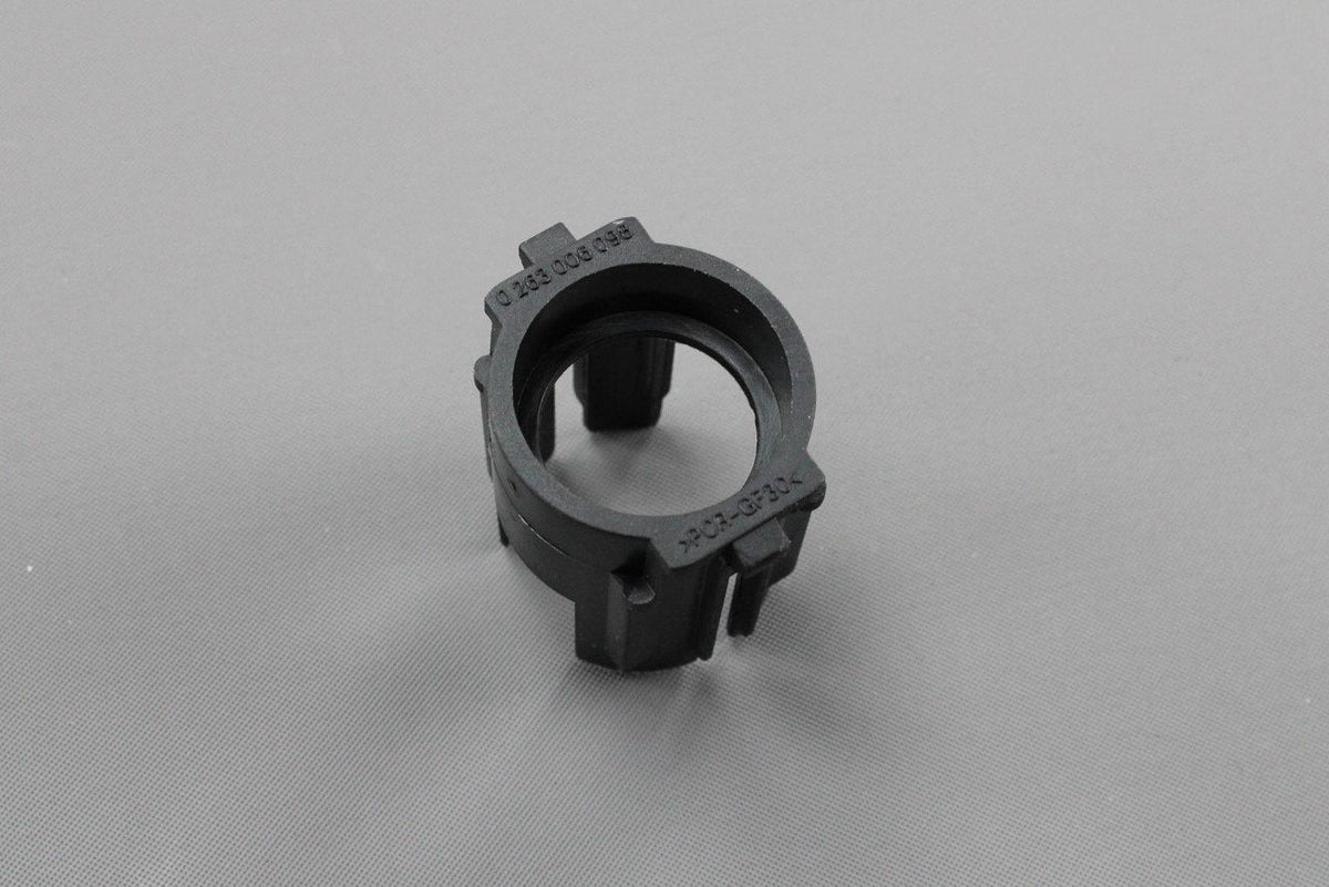 VW Eos Touran 2006-2011 rear parking sensor adapter (x1) 1T0919565B, view 1