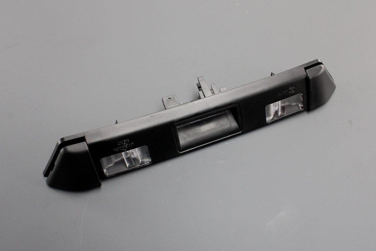 Audi TT TTS TTRS 15- boot handle number plate light bar 8S0827574B