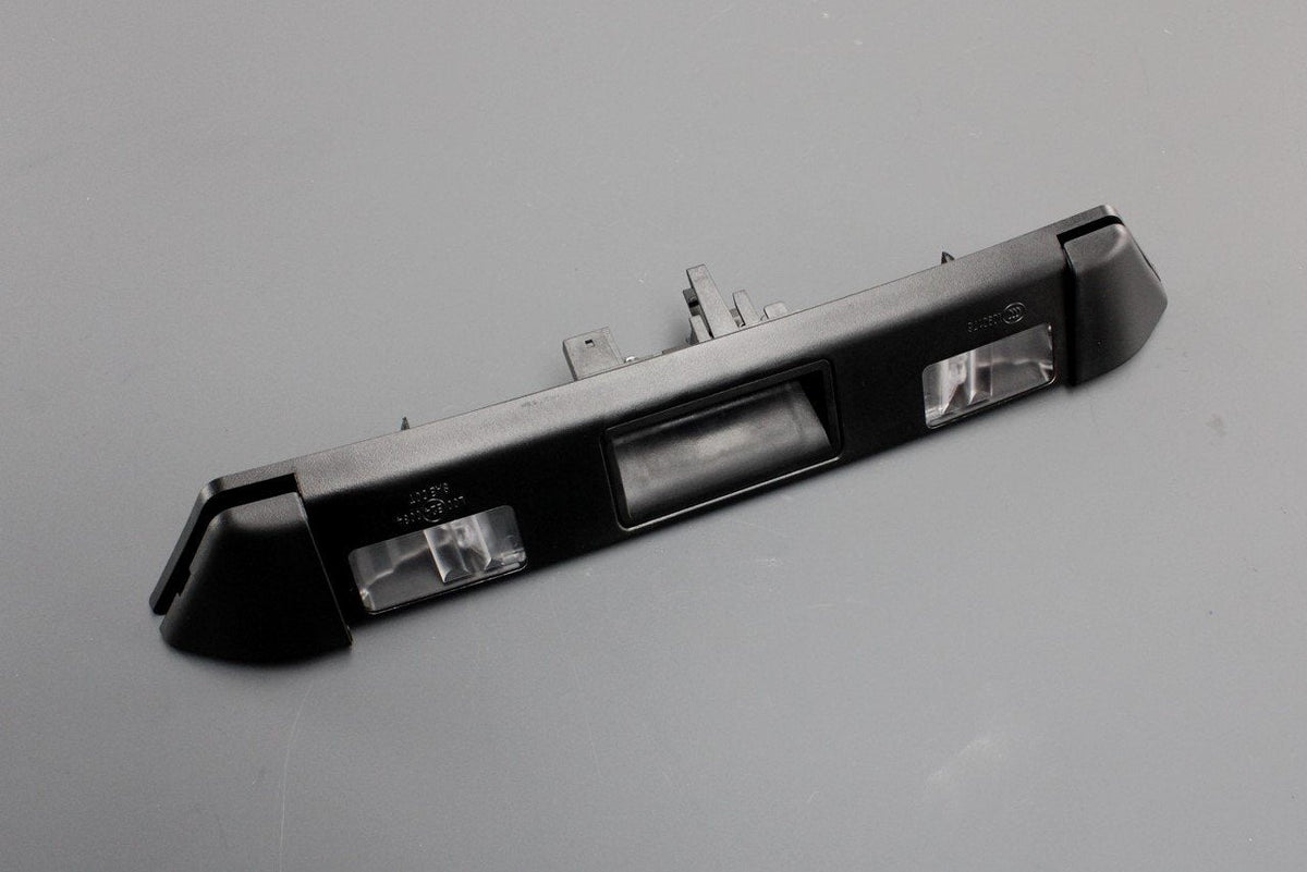 Audi TT TTS TTRS 15- boot handle number plate light bar 8S0827574B 9B9, view 1