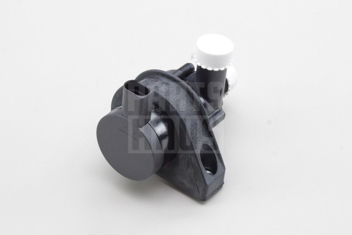VW Golf MK6 Audi A3 8P Skoda Yeti SEAT 1.2 TSI coolant pump 1K0965561L