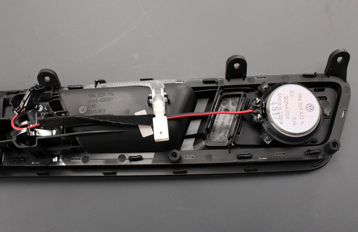 VW Touareg 11-18 interior door handle & trim (rear right) 7P6867470BLDOZ